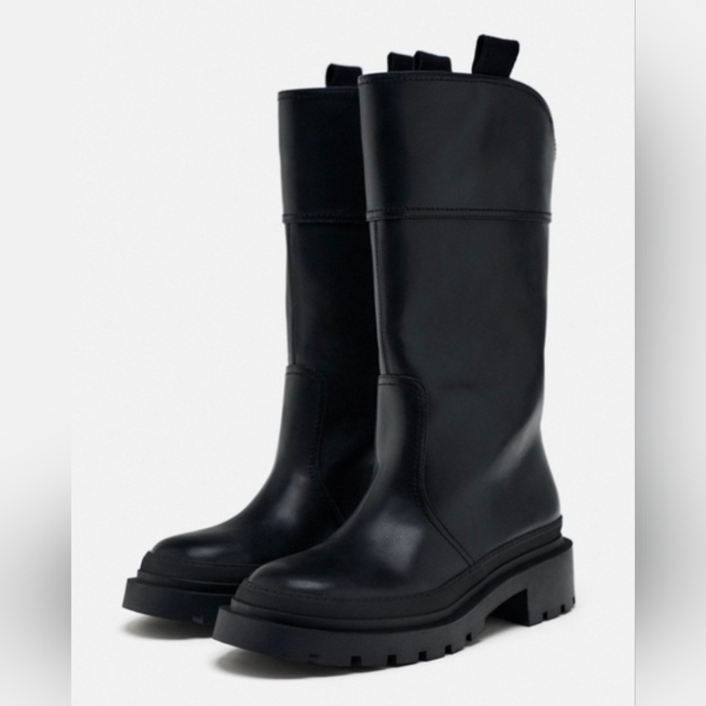 Zara Low Heeled Rubber Soled Black Boots